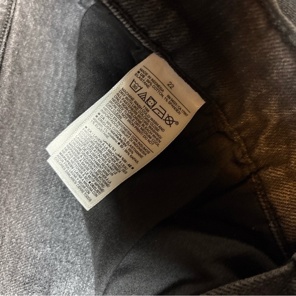 Old Navy 22 High High Rise Sky, High Airline, Secret, Smooth Pockets, Black - Picture 9 of 14